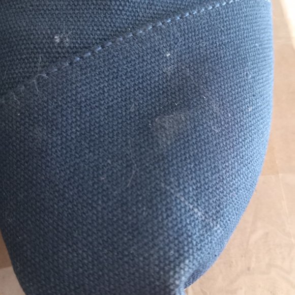 TOMS navy chevron womens slip on fabric shoes minor flaw see desc NEW sz 7.5 - Picture 8 of 8